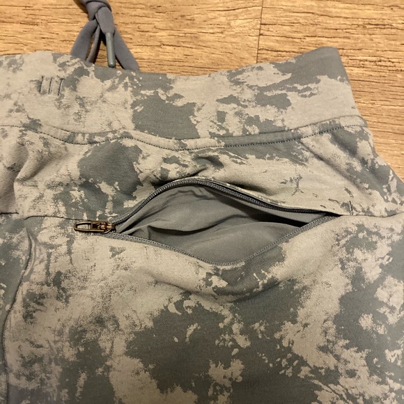 🆕💙 AUTHENTIC LULULEMON JOGGERS 💙🆕 - Picture 6 of 14